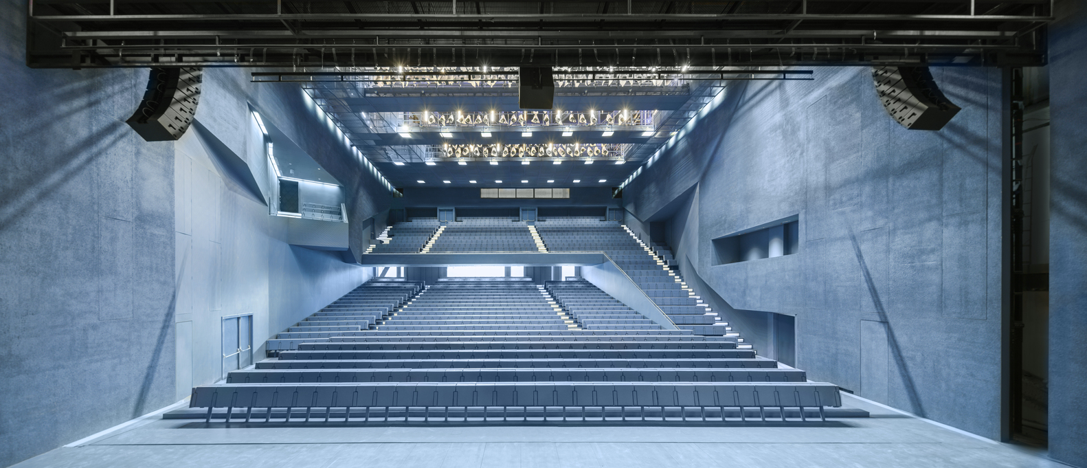 02-taipei-performing-arts-center-c-shephotoerd-co-photography-for-oma