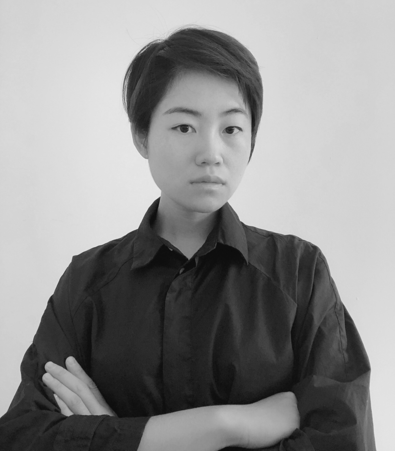 Vivian YIN_Portrait-NB